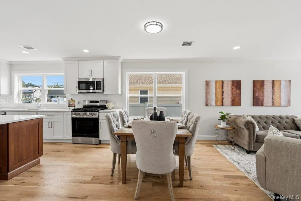 710 Franklin Avenue Massapequa, NY 11758