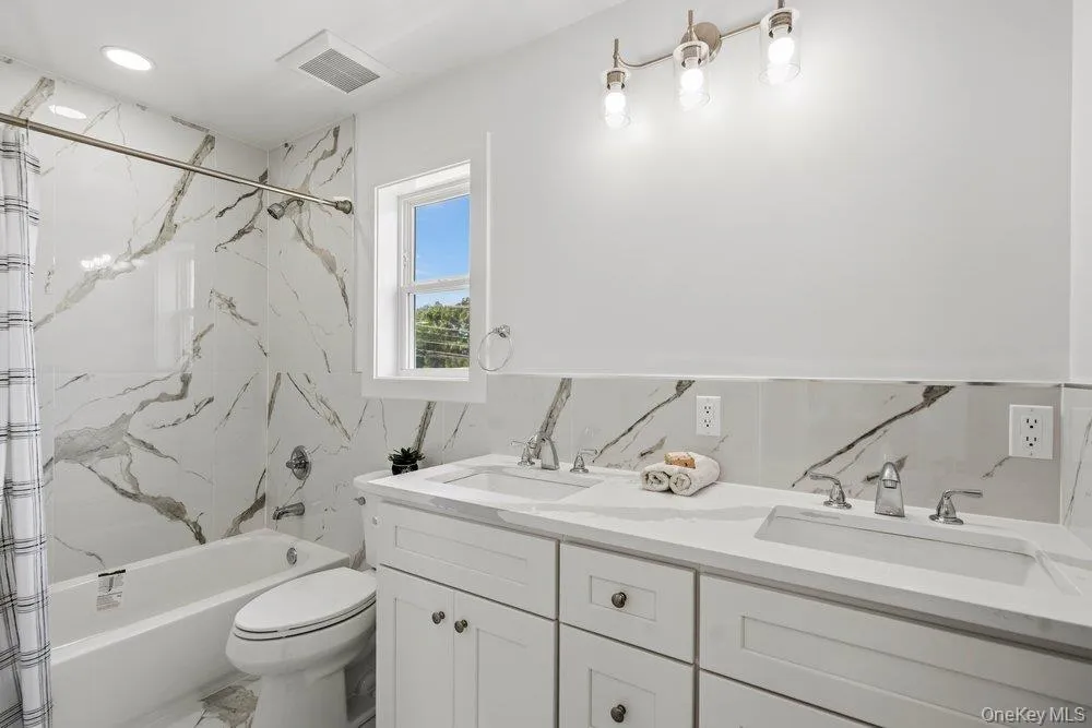 710 Franklin Avenue Massapequa, NY 11758