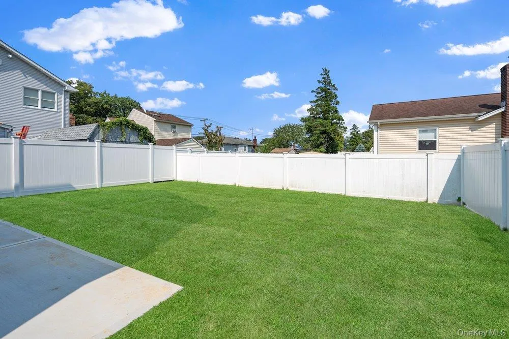 710 Franklin Avenue Massapequa, NY 11758