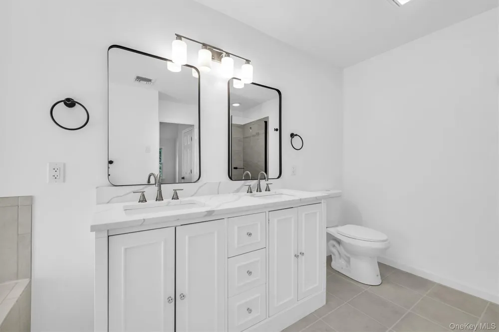 1871 Edwards Avenue Baiting Hollow, NY 11933