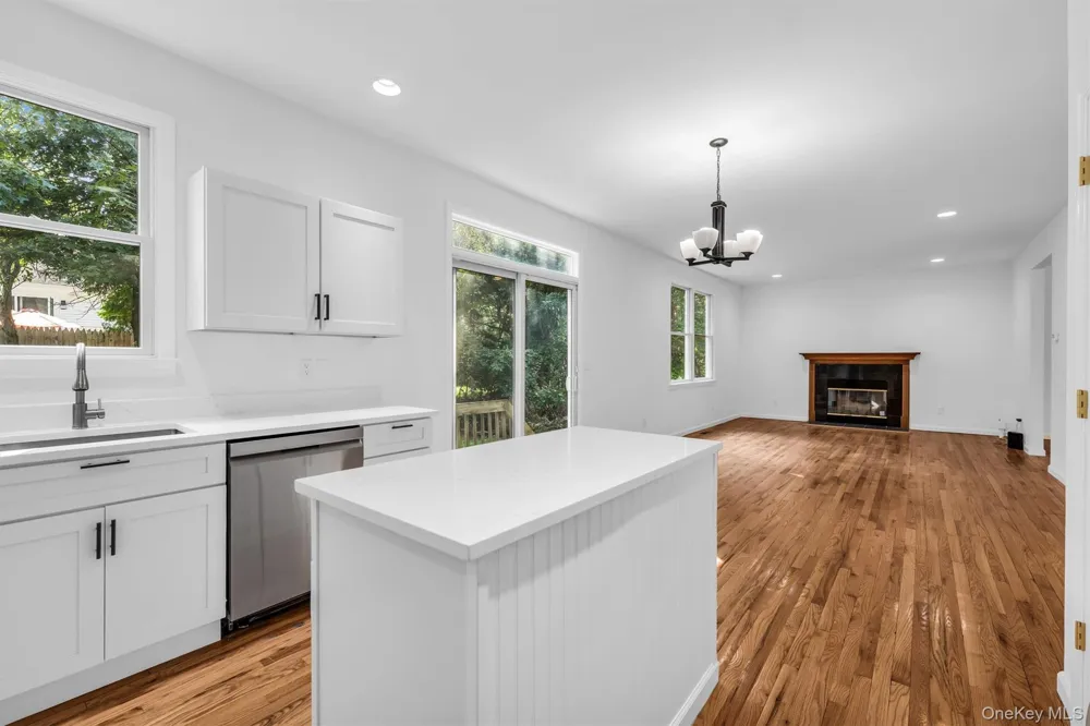 1871 Edwards Avenue Baiting Hollow, NY 11933