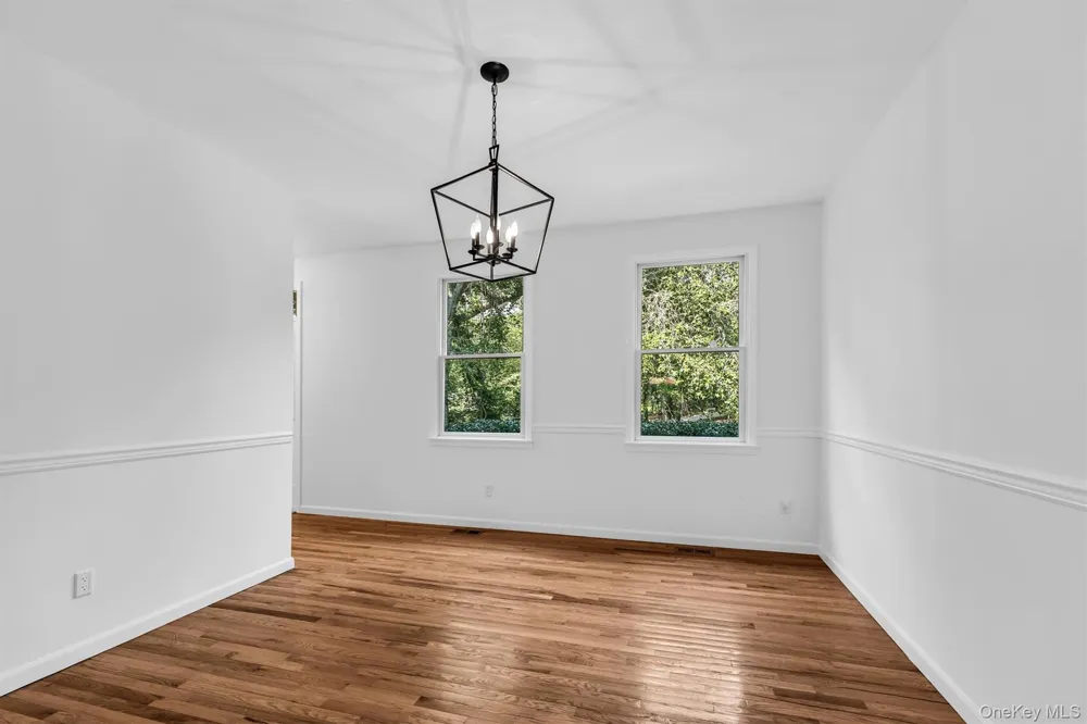 1871 Edwards Avenue Baiting Hollow, NY 11933