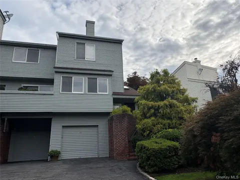 41 Waterside Close