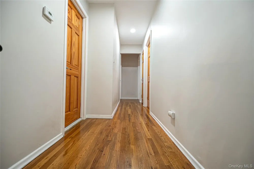 9 Carole Lane East Islip, NY 11730