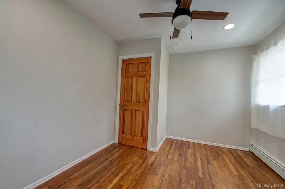 9 Carole Lane East Islip, NY 11730
