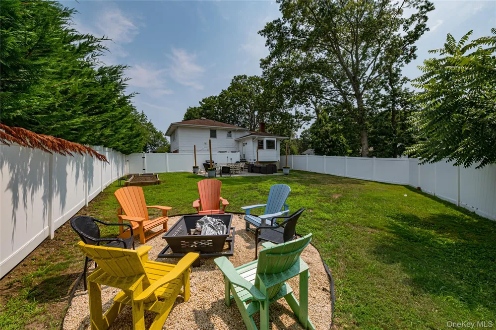 9 Carole Lane East Islip, NY 11730