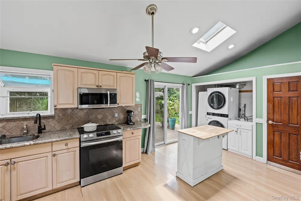 1023 Udall Road Bay Shore, NY 11706