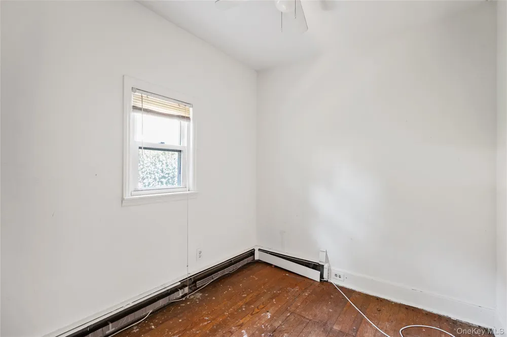 14 Marlan Court Sea Cliff, NY 11579