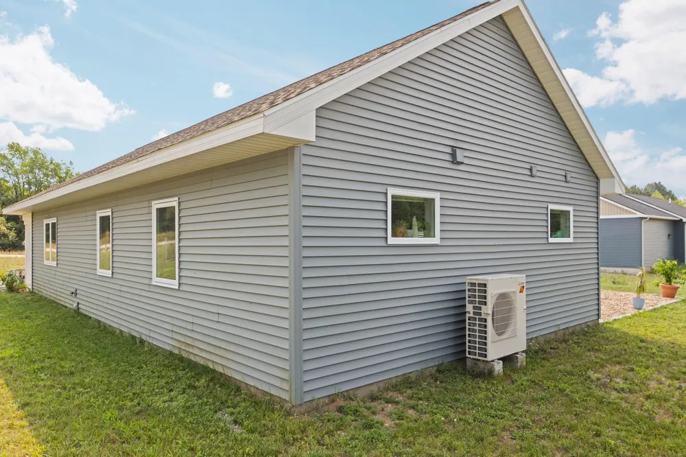 8522 Olivia Drive Kasson Township, MI 49664