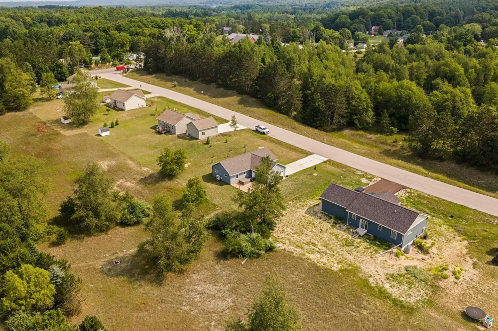 8522 Olivia Drive Kasson Township, MI 49664