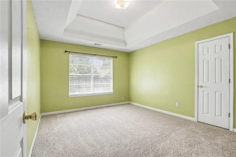 373 Kentwood Springs Drive Hampton, GA 30228