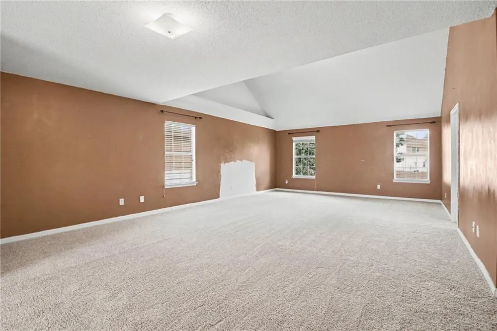373 Kentwood Springs Drive Hampton, GA 30228