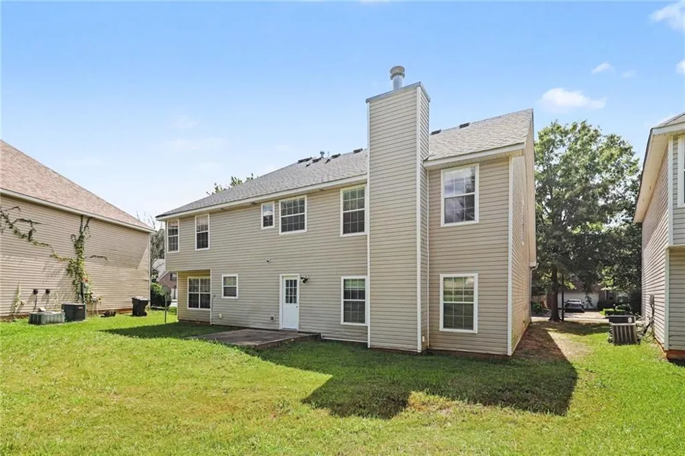 373 Kentwood Springs Drive Hampton, GA 30228