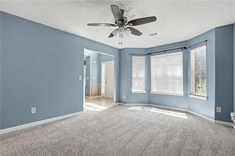 373 Kentwood Springs Drive Hampton, GA 30228