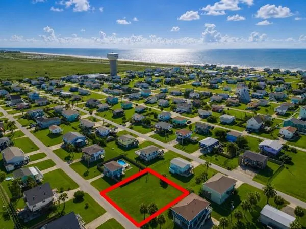 16 Mansvelt Road Jamaica Beach, TX 77554