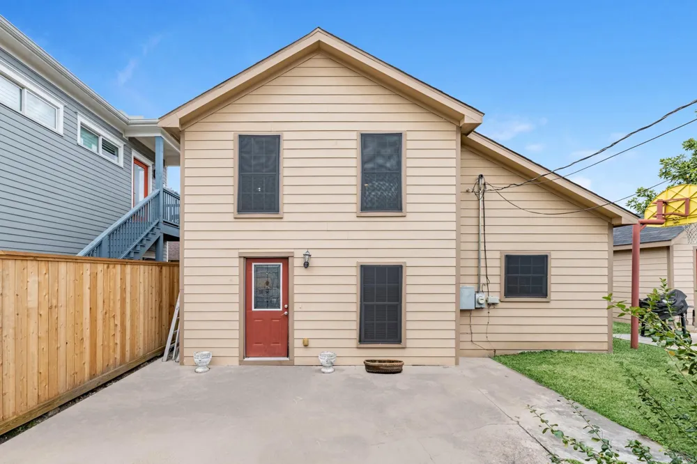709 Gale Street #APT Houston, TX 77009