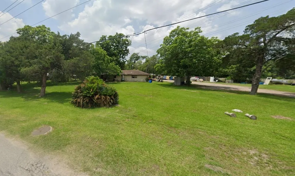 4307 Crosby Cedar Bayou Road Baytown, TX 77521