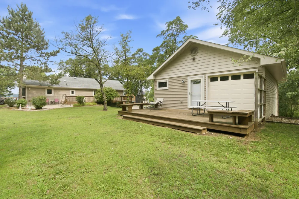 94482 Drive A Lawton, MI 49065