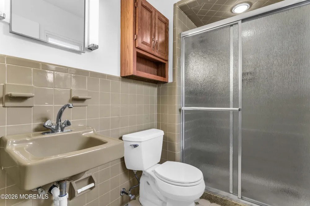 2001 Oakhurst Parkway Oakhurst, NJ 07755
