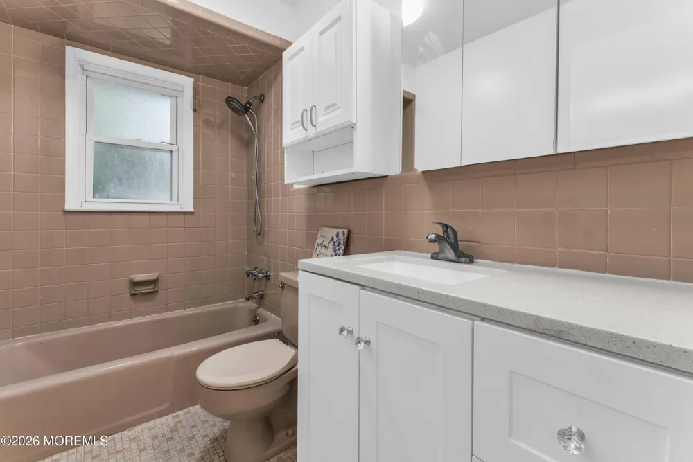 2001 Oakhurst Parkway Oakhurst, NJ 07755
