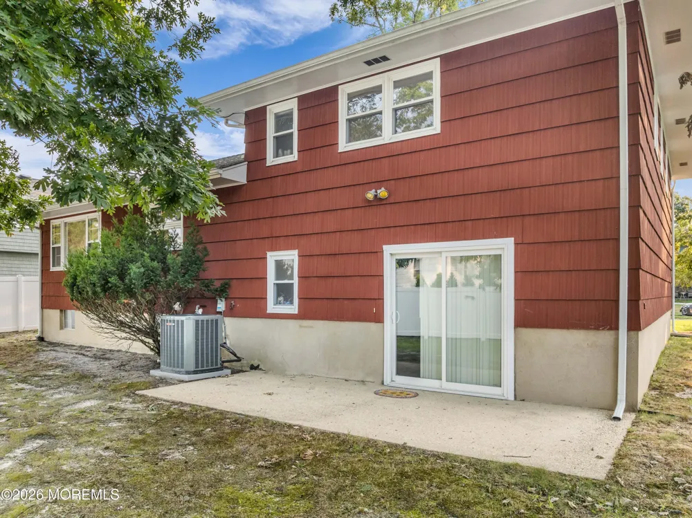2001 Oakhurst Parkway Oakhurst, NJ 07755