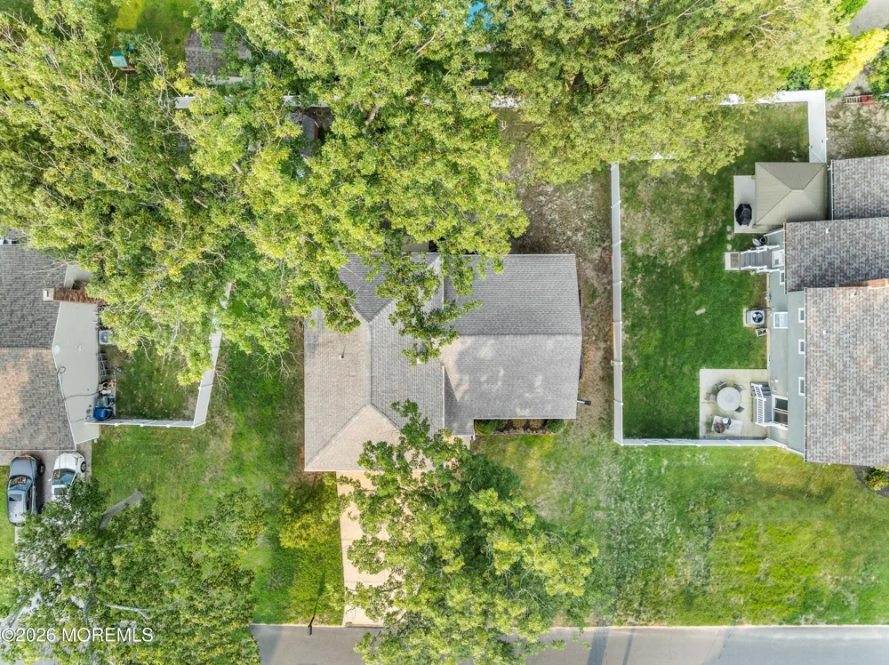 2001 Oakhurst Parkway Oakhurst, NJ 07755