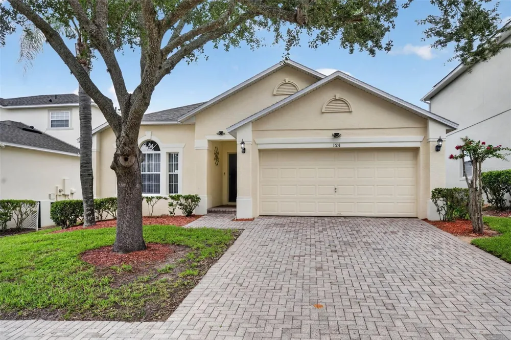 124 LANCASTER DRIVE Davenport, FL 33897