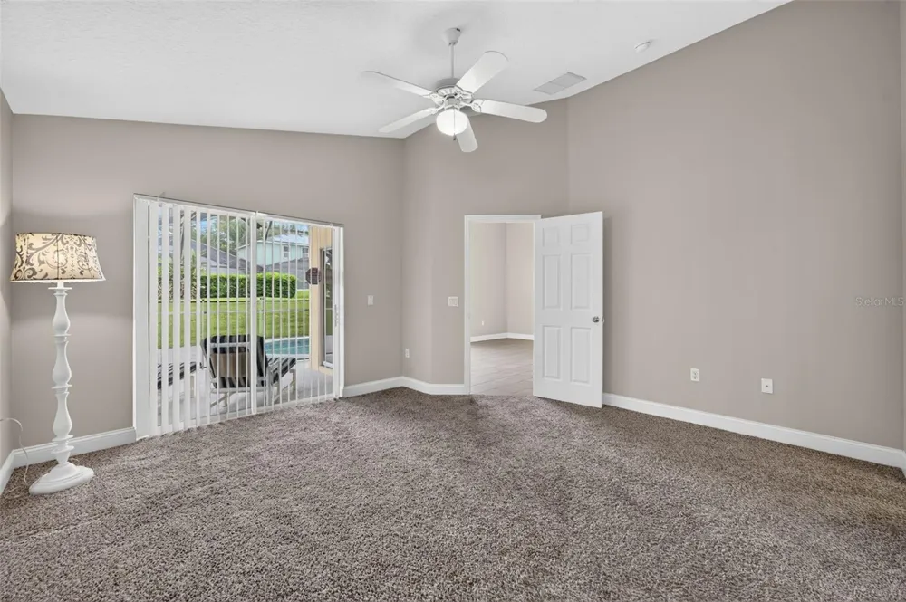 124 LANCASTER DRIVE Davenport, FL 33897