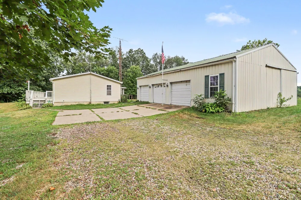 4188 K DRIVE S Leroy Township, MI 49051