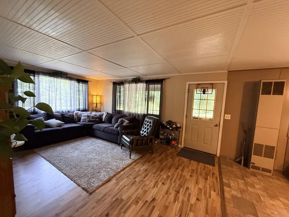 4513 W Mena Creek Unknown, MI 49349