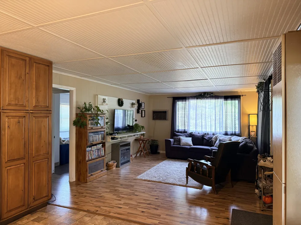 4513 W Mena Creek Unknown, MI 49349