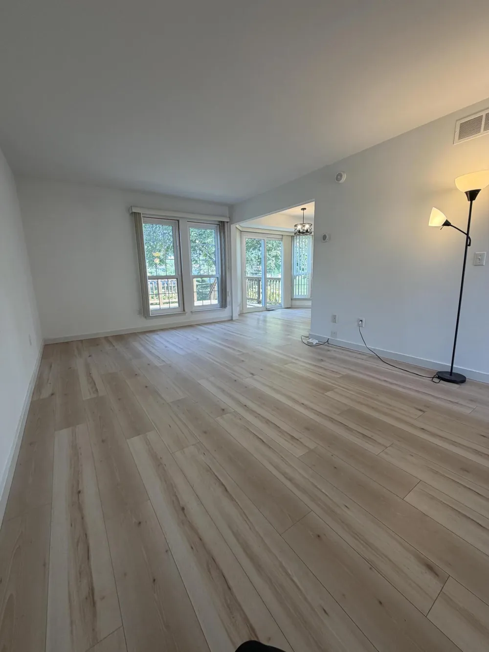 43580 Yorkville Drive Canton Charter Township, MI 48188