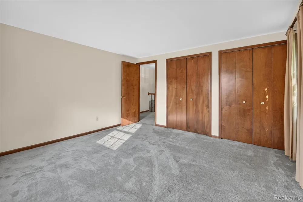 8940 Sarah Lane Grosse Ile Township, MI 48138