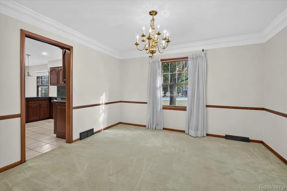 8940 Sarah Lane Grosse Ile Township, MI 48138