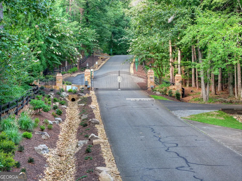267 Sharp Mountain PKWY Jasper, GA 30143