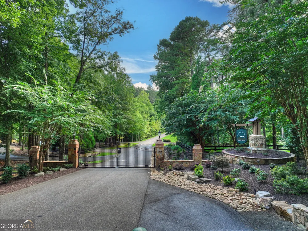 267 Sharp Mountain PKWY Jasper, GA 30143