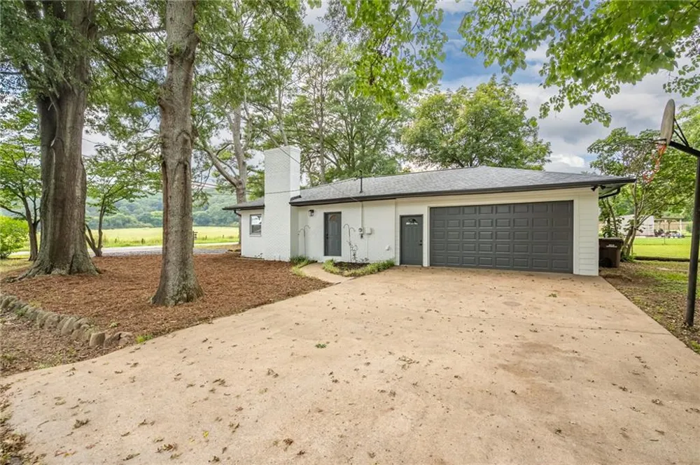 604 Mission Road SW Cartersville, GA 30120
