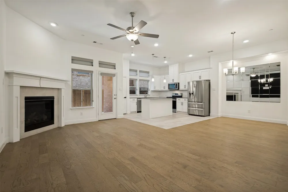 116 Harwood Drive Lewisville, TX 75067