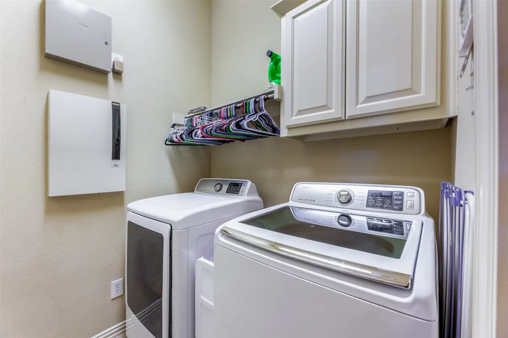 920 Fannin Drive Lantana, TX 76226