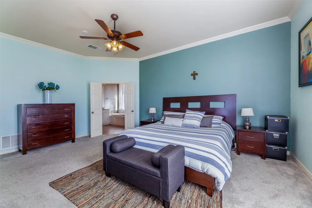920 Fannin Drive Lantana, TX 76226