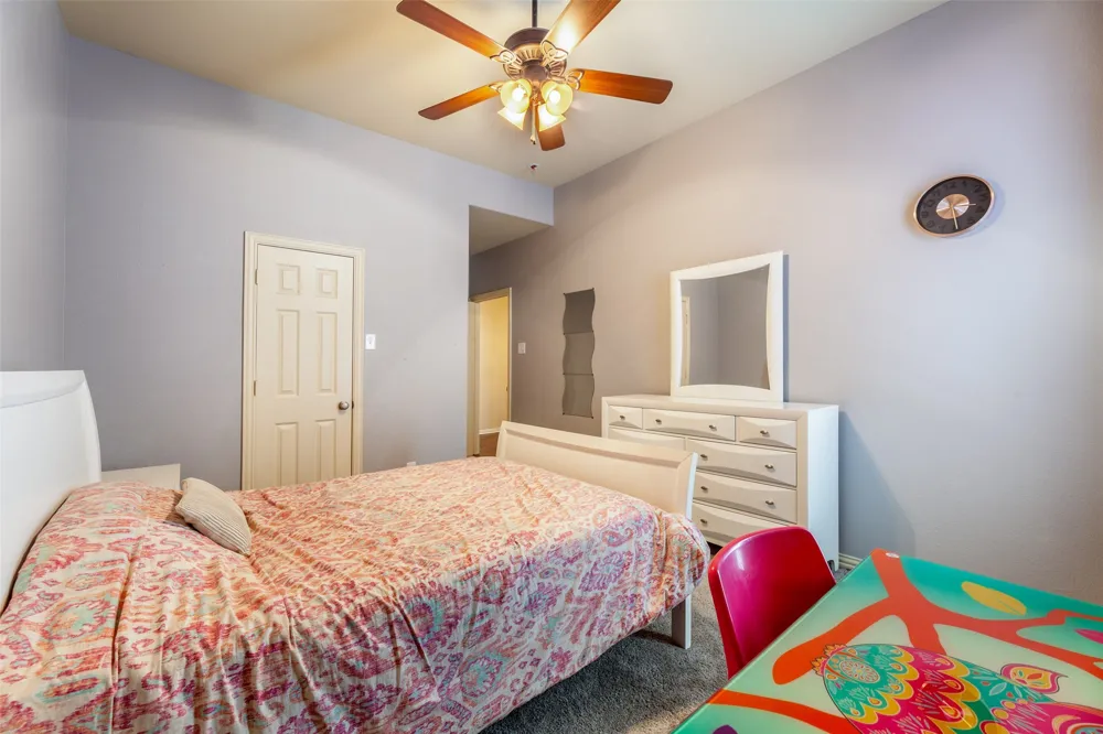 920 Fannin Drive Lantana, TX 76226