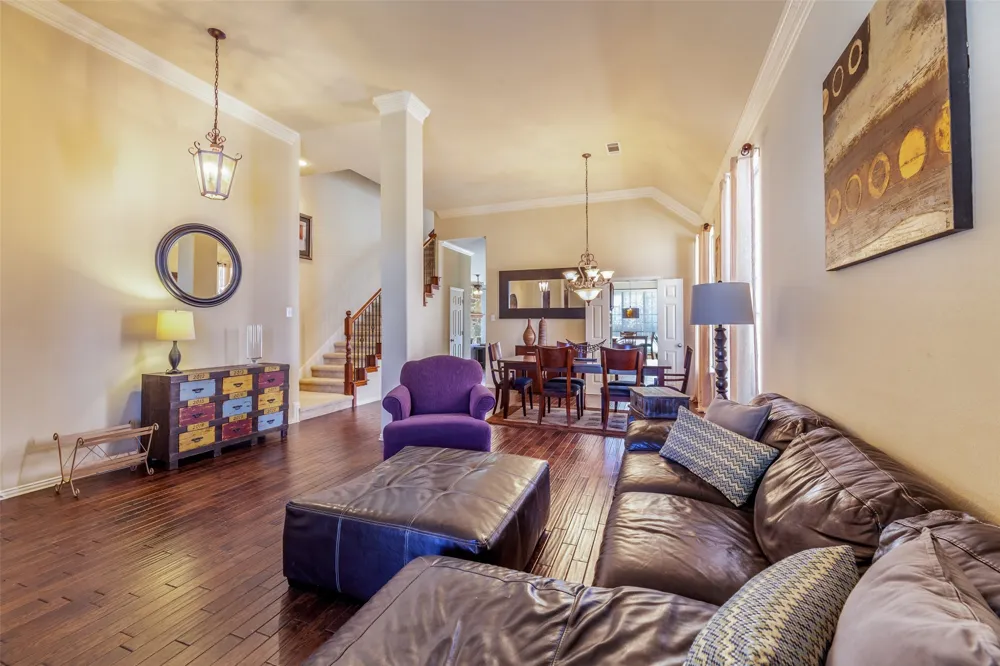 920 Fannin Drive Lantana, TX 76226