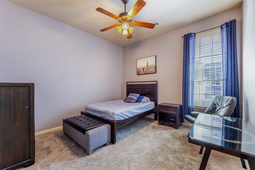 920 Fannin Drive Lantana, TX 76226