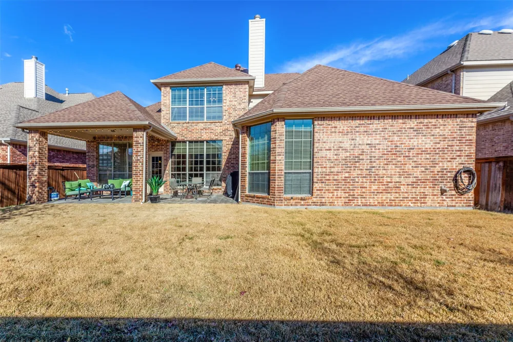 920 Fannin Drive Lantana, TX 76226
