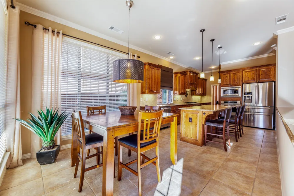 920 Fannin Drive Lantana, TX 76226