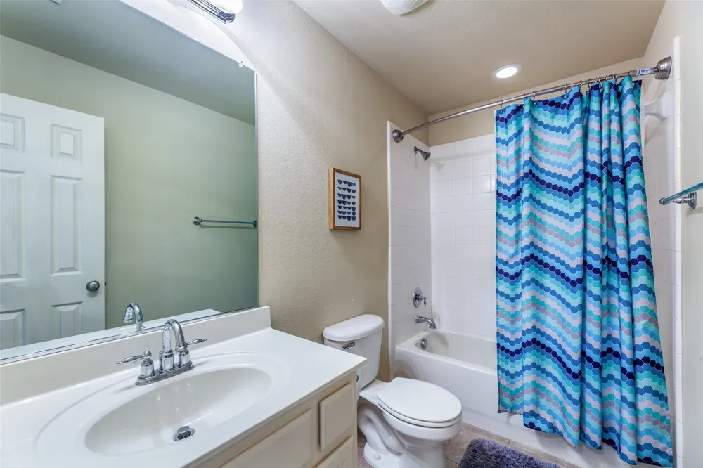 920 Fannin Drive Lantana, TX 76226