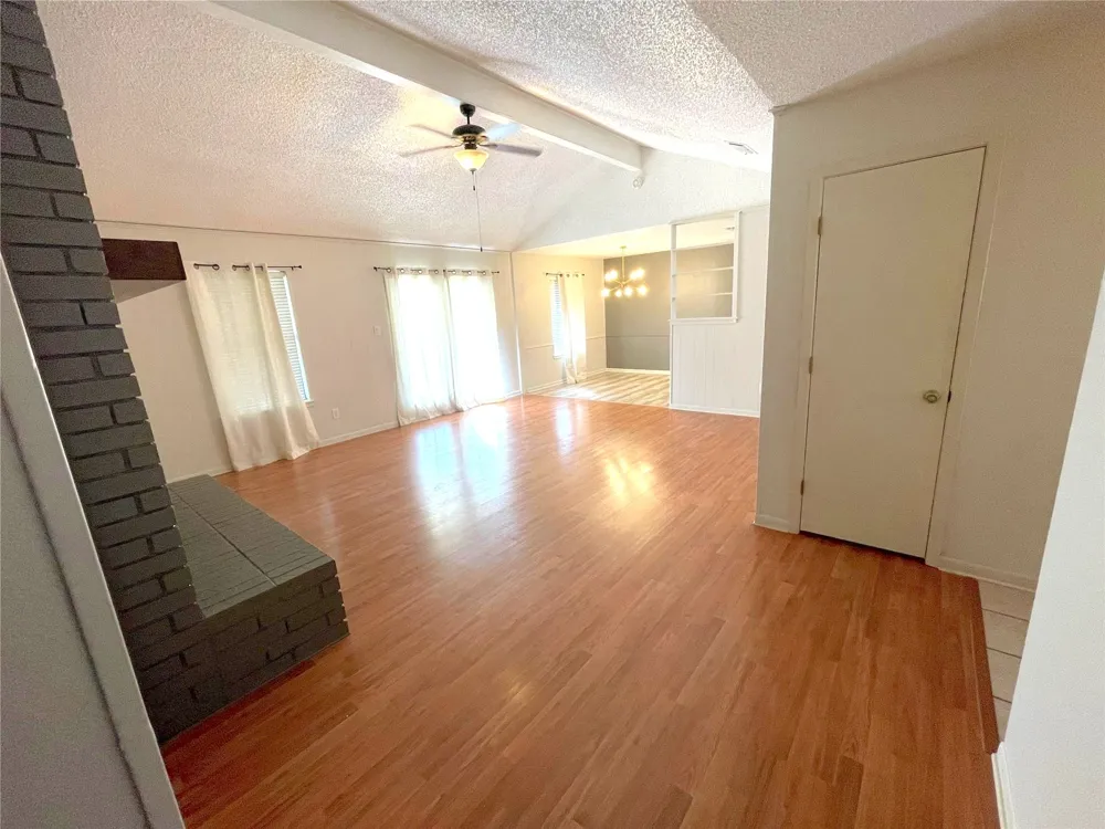 1348 Inglewood Drive Stephenville, TX 76401