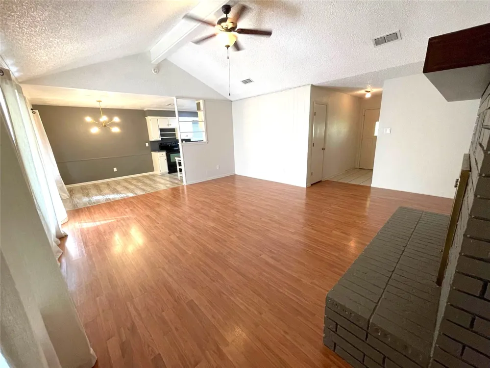 1348 Inglewood Drive Stephenville, TX 76401