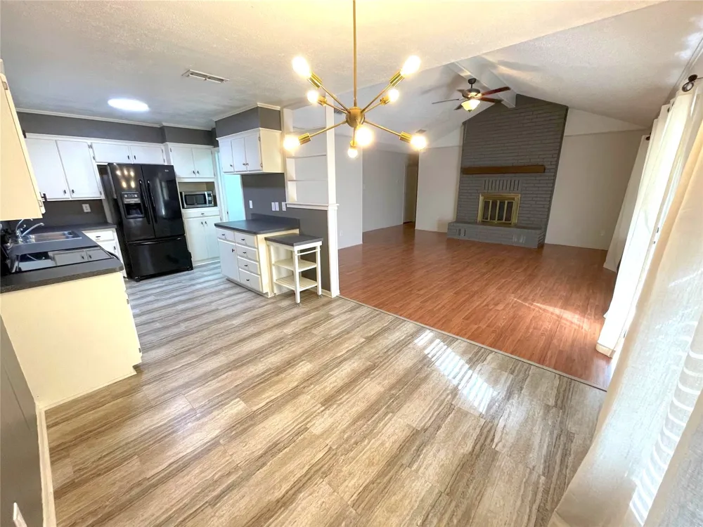 1348 Inglewood Drive Stephenville, TX 76401