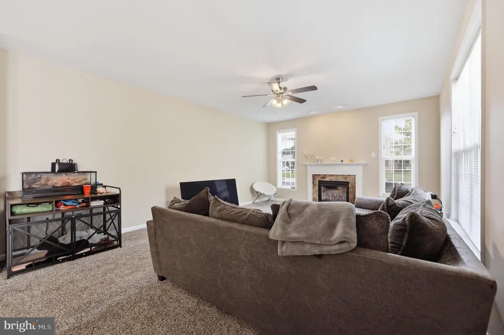 614 S MAIN STREET Woodsboro, MD 21798